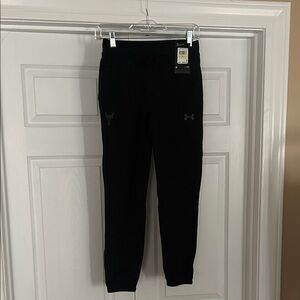 Boys Under Armour Black Athletic Pants